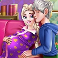 pregnant_elsa_baby_birth თამაშები